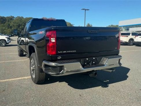 New 2026 Chevrolet Silverado 2500 LT w/ All Star Edition image 9