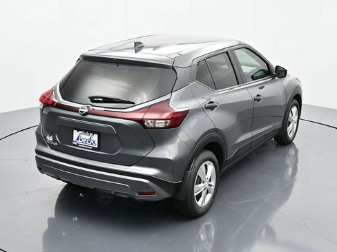 New 2025 Nissan Kicks Play S FWD image 32