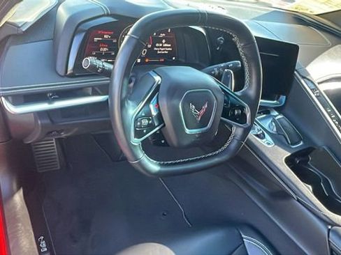 Used 2021 Chevrolet Corvette Stingray Coupe w/ Z51 Performance Package image 13