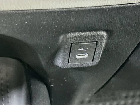Used 2024 Toyota Corolla LE FWD image 31