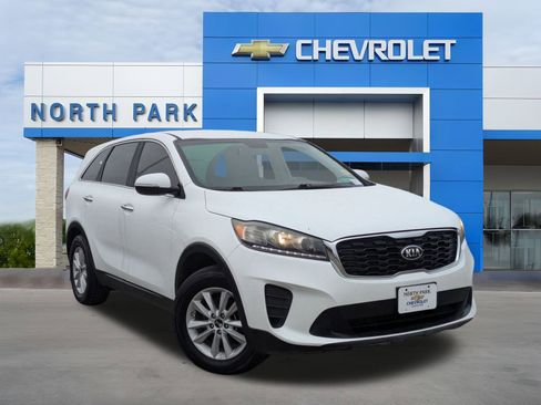 Used 2019 Kia Sorento L image 1