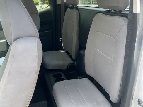 Used 2016 Chevrolet Colorado W/T w/ WT Convenience Package AWD/4WD image 14