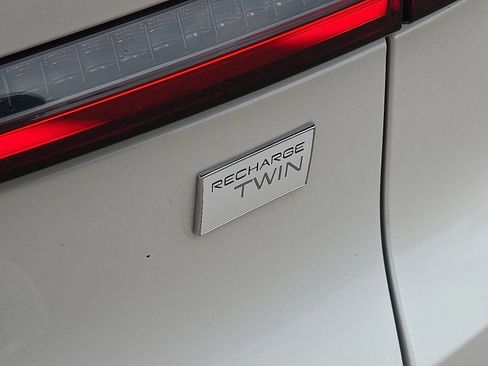 Certified 2023 Volvo C40 Recharge Core AWD/4WD image 13