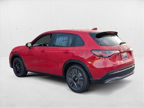 New 2026 Honda HR-V Sport image 8