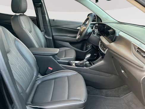 Used 2024 Buick Encore GX Avenir w/ Avenir Convenience Package AWD/4WD image 30