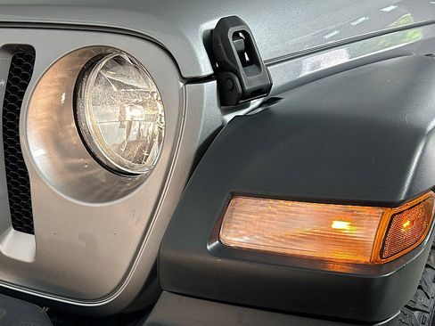 Used 2020 Jeep Wrangler Unlimited Sport S image 23