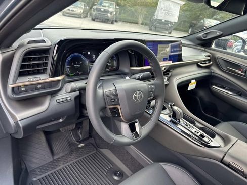 New 2026 Toyota Crown Nightshade image 12