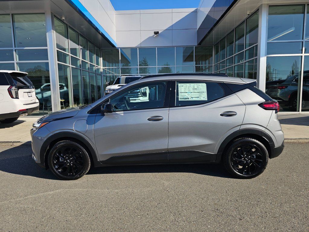 New 2027 Chevrolet Bolt RS w/ Technology Package FWD image 4