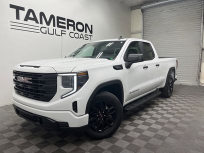 New 2025 GMC Sierra 1500 Pro w/ Graphite Edition