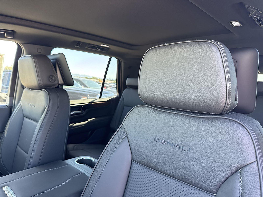 New 2027 GMC Yukon Denali w/ Denali Reserve Package AWD/4WD image 30