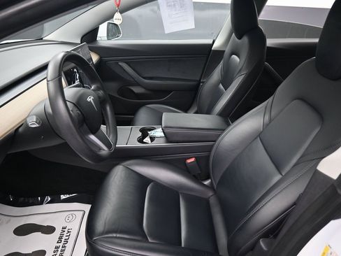 Used 2019 Tesla Model 3 Long Range image 26