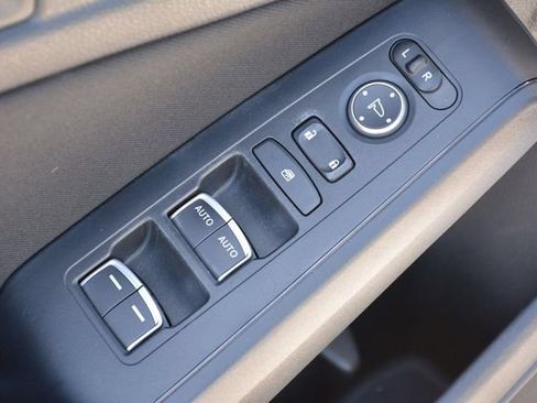 Used 2024 Honda Civic Sport image 11