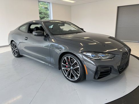 Used 2022 BMW M440i Coupe image 53