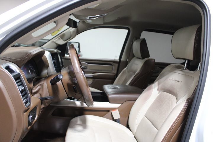 Used 2021 RAM 1500 Laramie AWD/4WD image 16