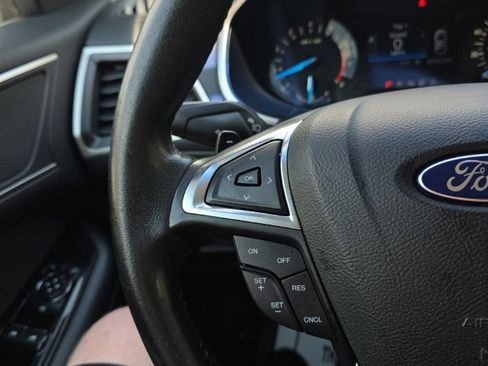 Used 2016 Ford Edge SEL AWD/4WD image 25