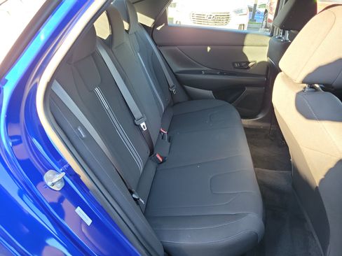 Certified 2025 Hyundai Elantra SEL w/ Cargo Package image 20