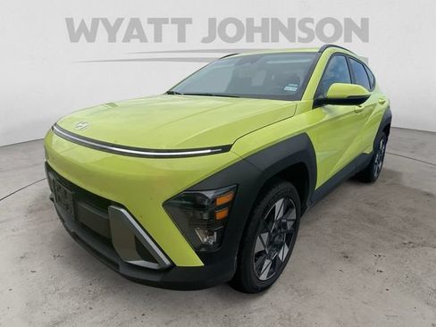 Used 2024 Hyundai Kona SEL AWD/4WD image 1