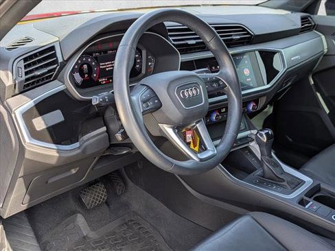 Used 2022 Audi Q3 2.0T Premium w/ Convenience Package image 10