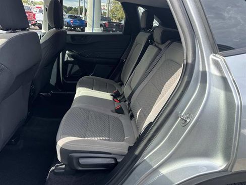 Used 2022 Ford Escape SE w/ Convenience Package image 32