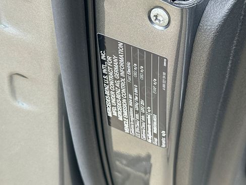 Used 2024 Mercedes-Benz EQS 450+ 4MATIC SUV image 28