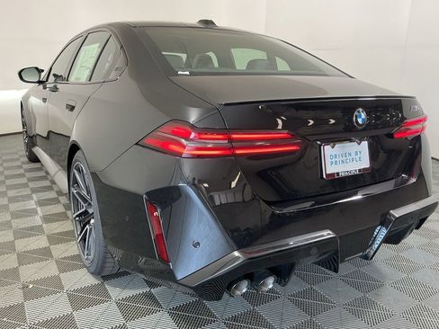 New 2026 BMW M5 w/ Executive Package image 6