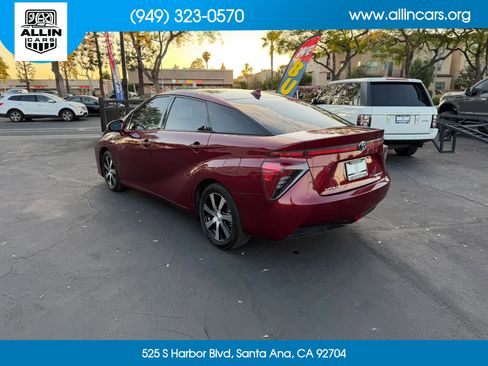 Used 2019 Toyota Mirai FWD image 6