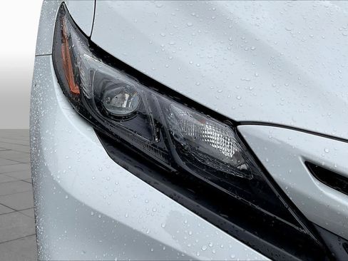 Used 2023 Toyota Camry SE FWD image 27