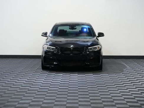 Used 2017 BMW M240i Coupe RWD image 4