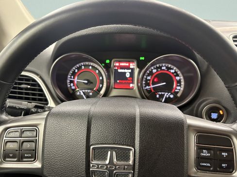 Used 2018 Dodge Journey Crossroad AWD/4WD image 29