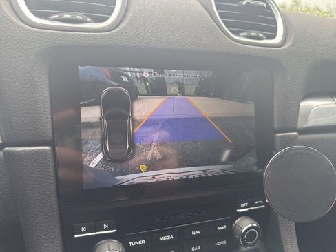 Used 2025 Porsche 718 Cayman S RWD image 10