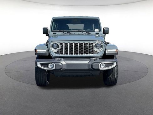Certified 2025 Jeep Wrangler Unlimited Sahara AWD/4WD image 9