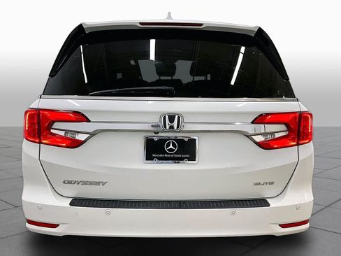 Used 2020 Honda Odyssey Elite image 5