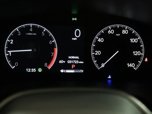 Used 2023 Honda CR-V EX image 3