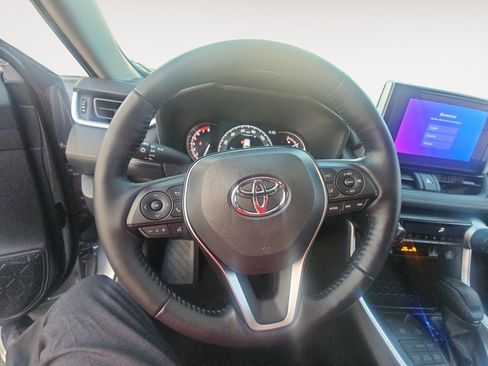 Certified 2025 Toyota RAV4 XLE w/ Convenience Package AWD/4WD image 12