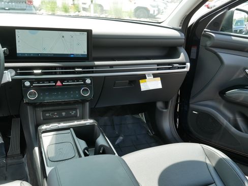 Certified 2026 Hyundai Tucson Limited AWD/4WD image 22