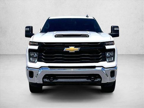 Used 2024 Chevrolet Silverado 2500 W/T w/ WT Convenience Package RWD image 3