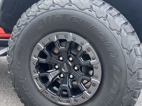 Used 2023 Ford Bronco Raptor image 11