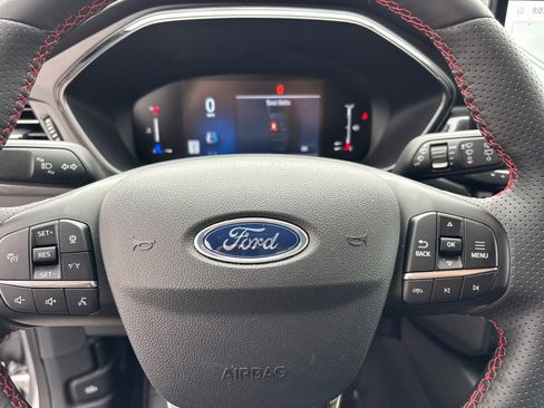 Used 2024 Ford Escape ST-Line w/ Tech Pack #1 AWD/4WD image 16