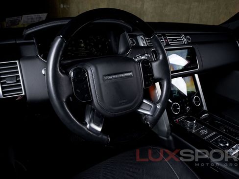 Used 2019 Land Rover Range Rover HSE image 26
