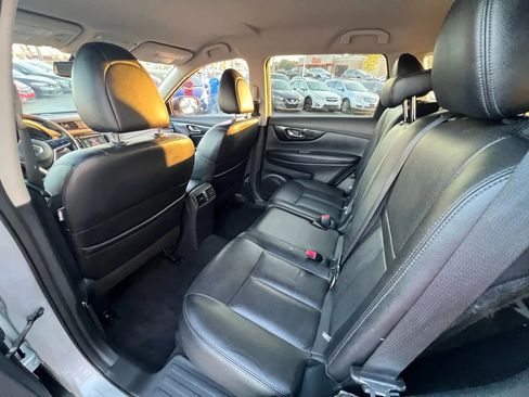 Used 2020 Nissan Rogue SL image 26