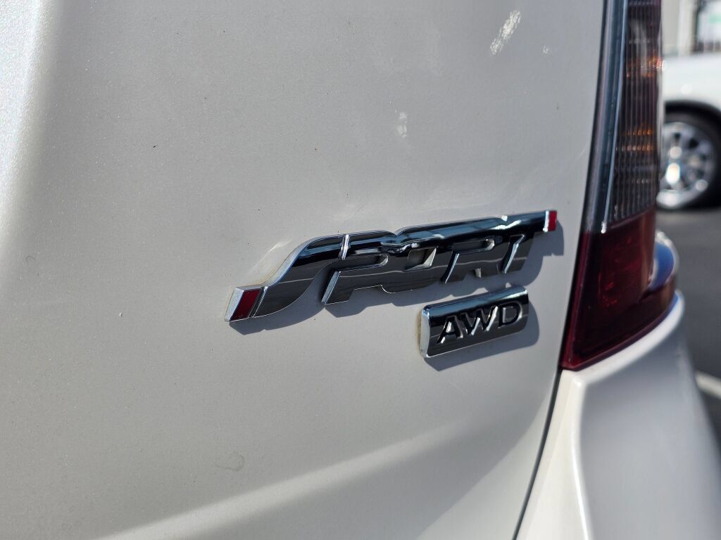 Used 2011 Ford Edge Sport w/ Driver Entry Pkg AWD/4WD image 16