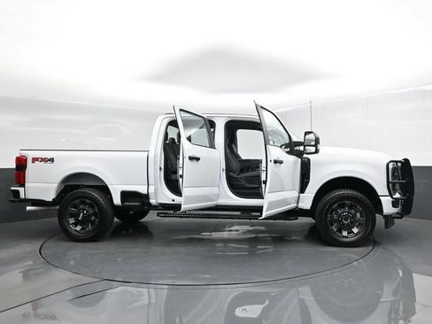 Used 2024 Ford F250 XL w/ STX Appearance Package AWD/4WD image 67