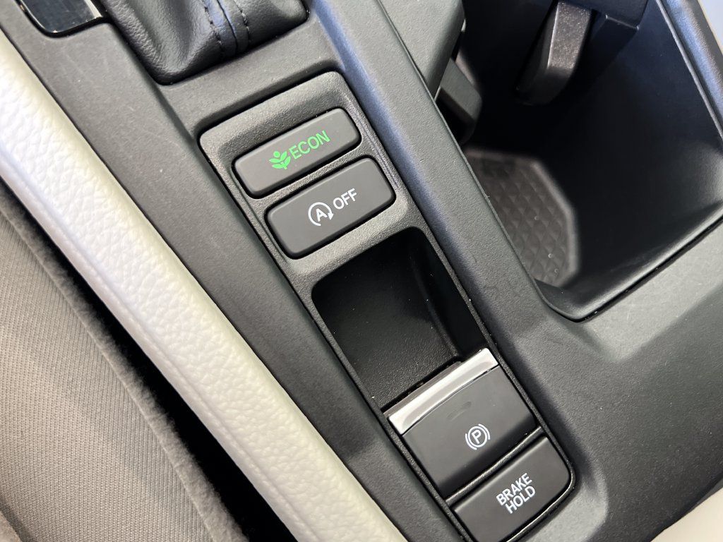 Used 2023 Honda Accord LX image 36
