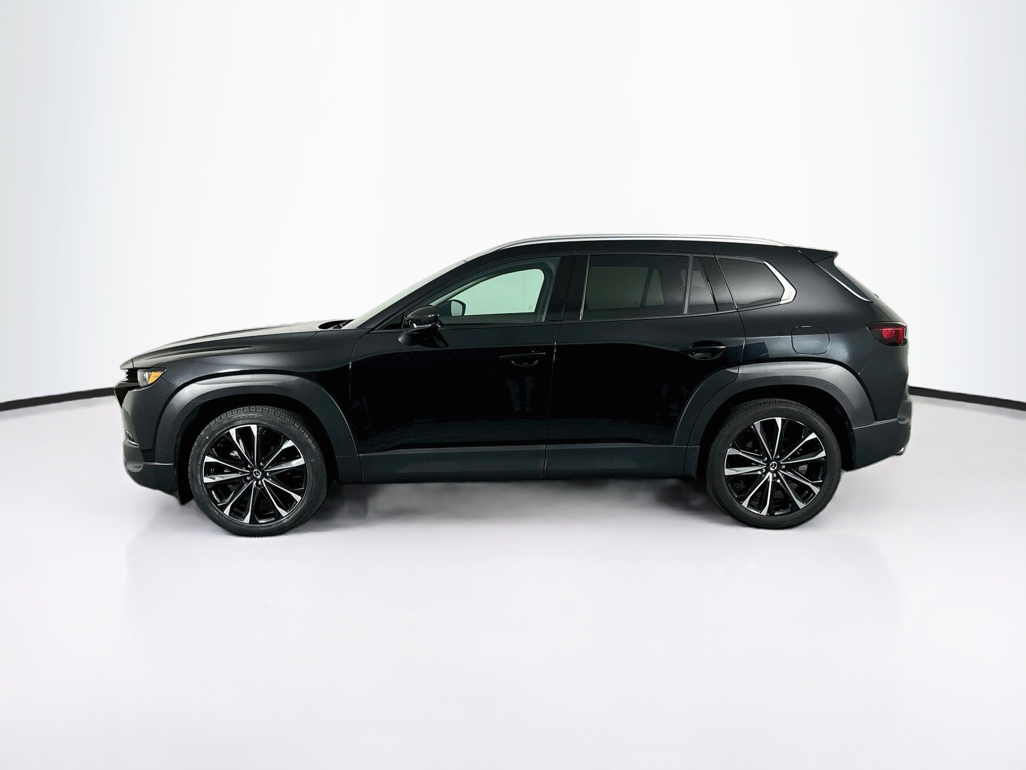 Used 2025 MAZDA CX-50 AWD 2.5 S w/ Premium Plus Pkg image 4