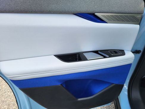 New 2025 Cadillac Optiq Sport 1 image 33