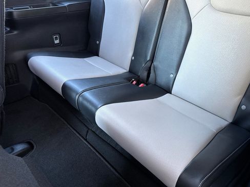 New 2025 Lexus TX 500h AWD image 27