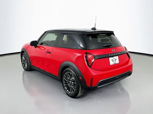 Certified 2025 MINI Cooper S image 7