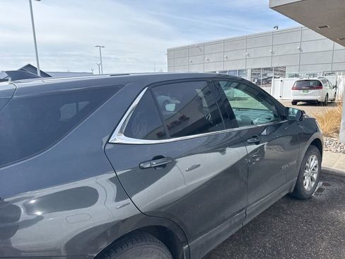 Used 2018 Chevrolet Equinox LT image 10