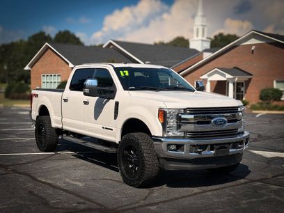 Used 2017 Ford F250 Lariat w/ Chrome Package