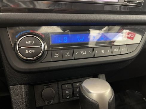 Used 2014 Toyota Corolla S Premium w/ Driver Convenience Package image 14